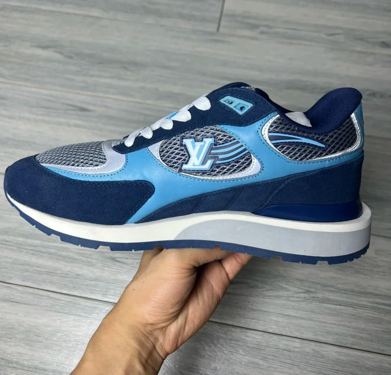 LV Neon Run Away Blue