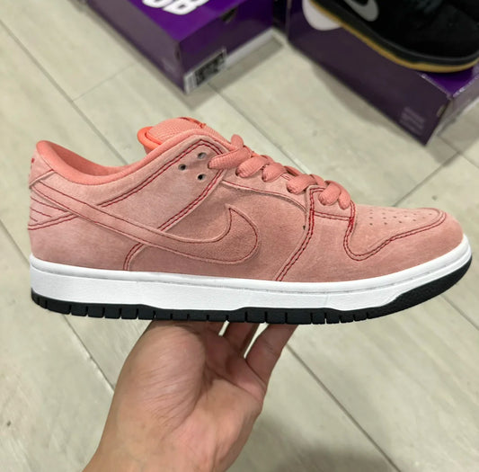 SB Dunk Low Pink