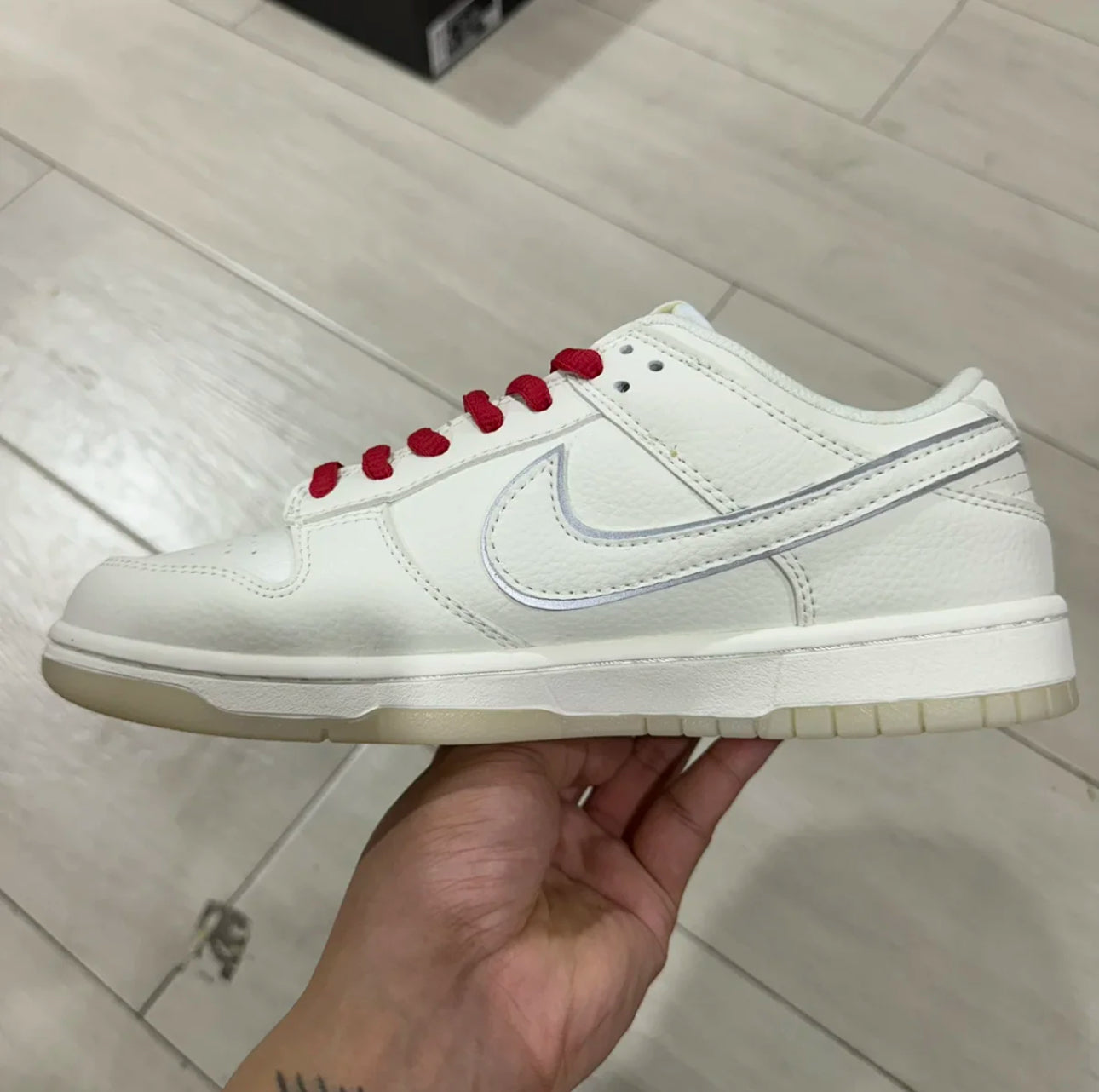 Supreme x Dunk SB Low No.205