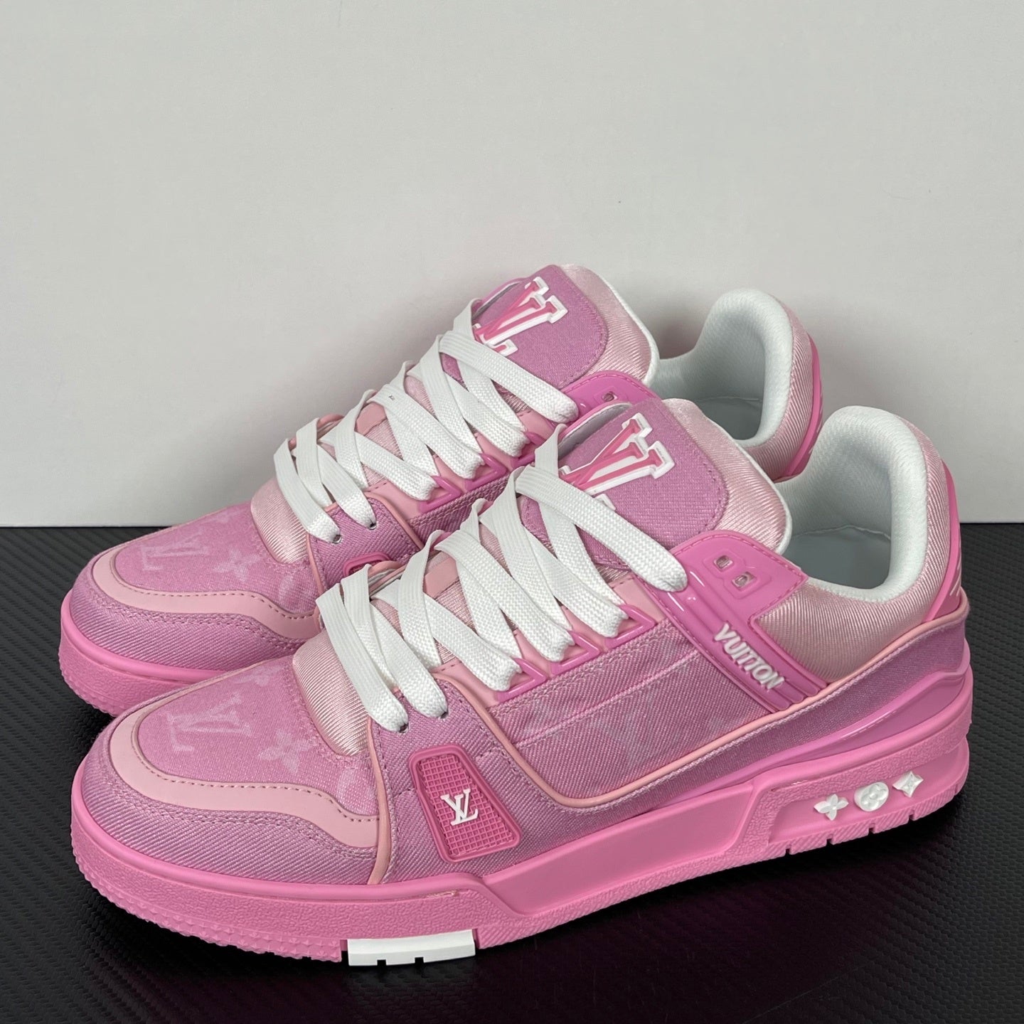 Trainer Pink