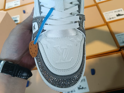 Trainer Grey Crystal