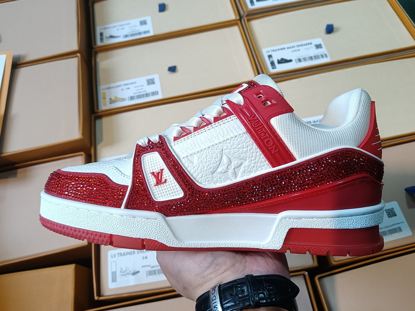 Trainer Red Crystal