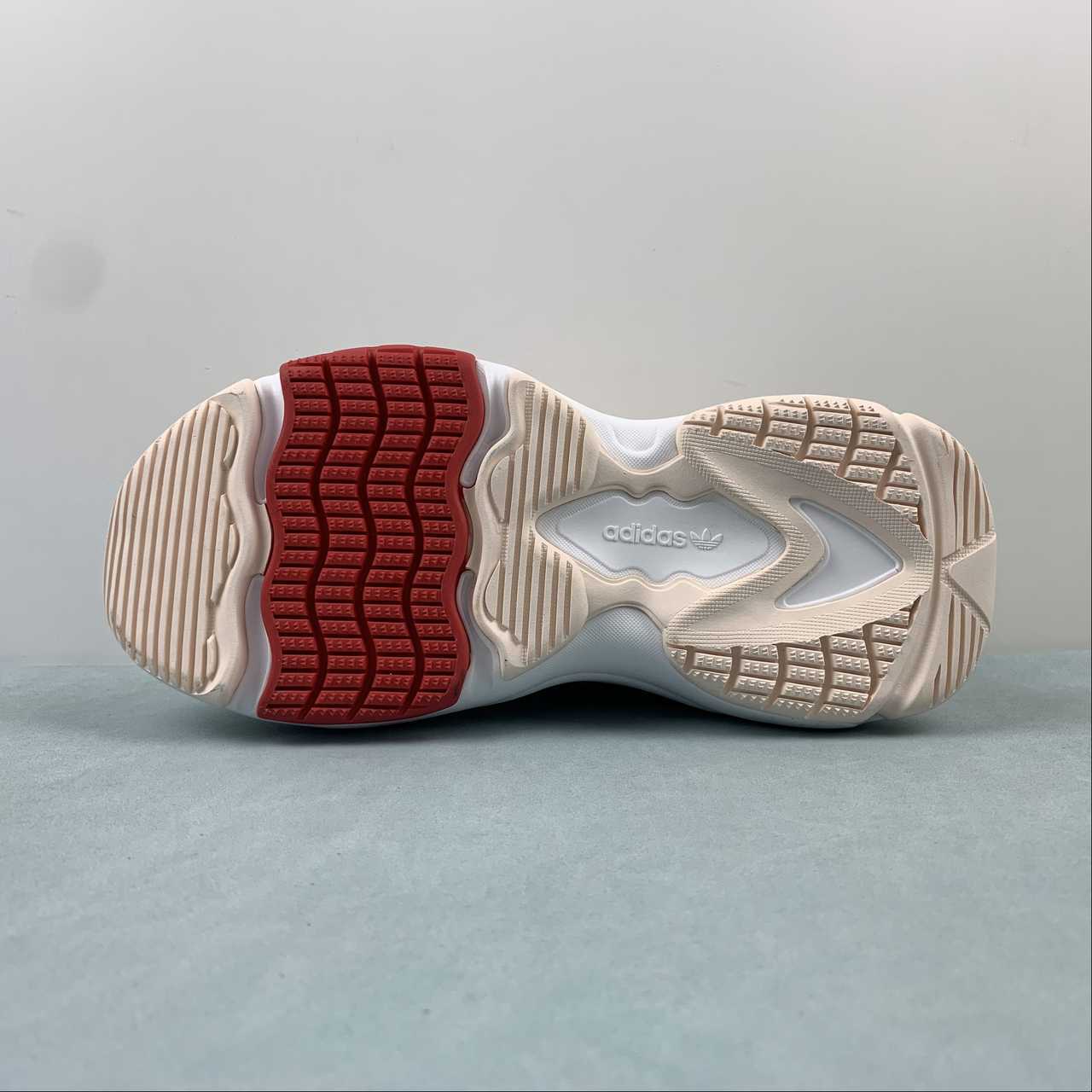 AD Ozgaia W White Red