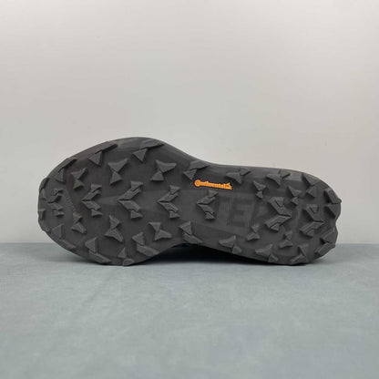 TERREX AGRAVIC TT Grey White
