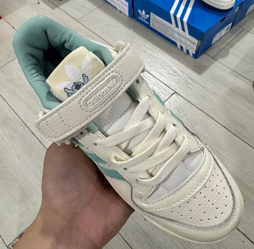 Adidas Fórum 84 x Disney