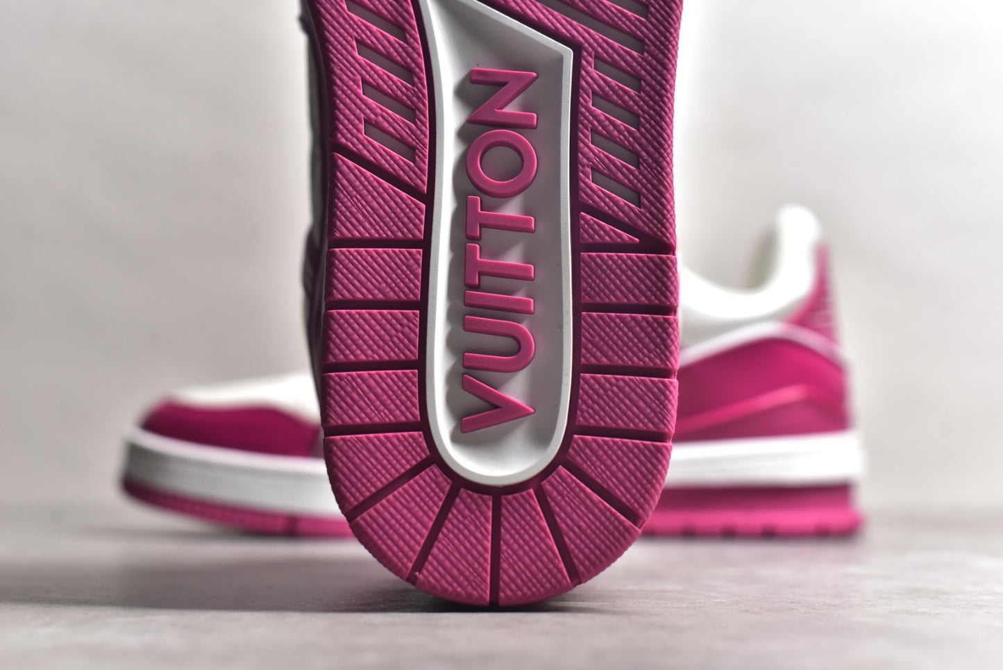 Trainer White and Pink
