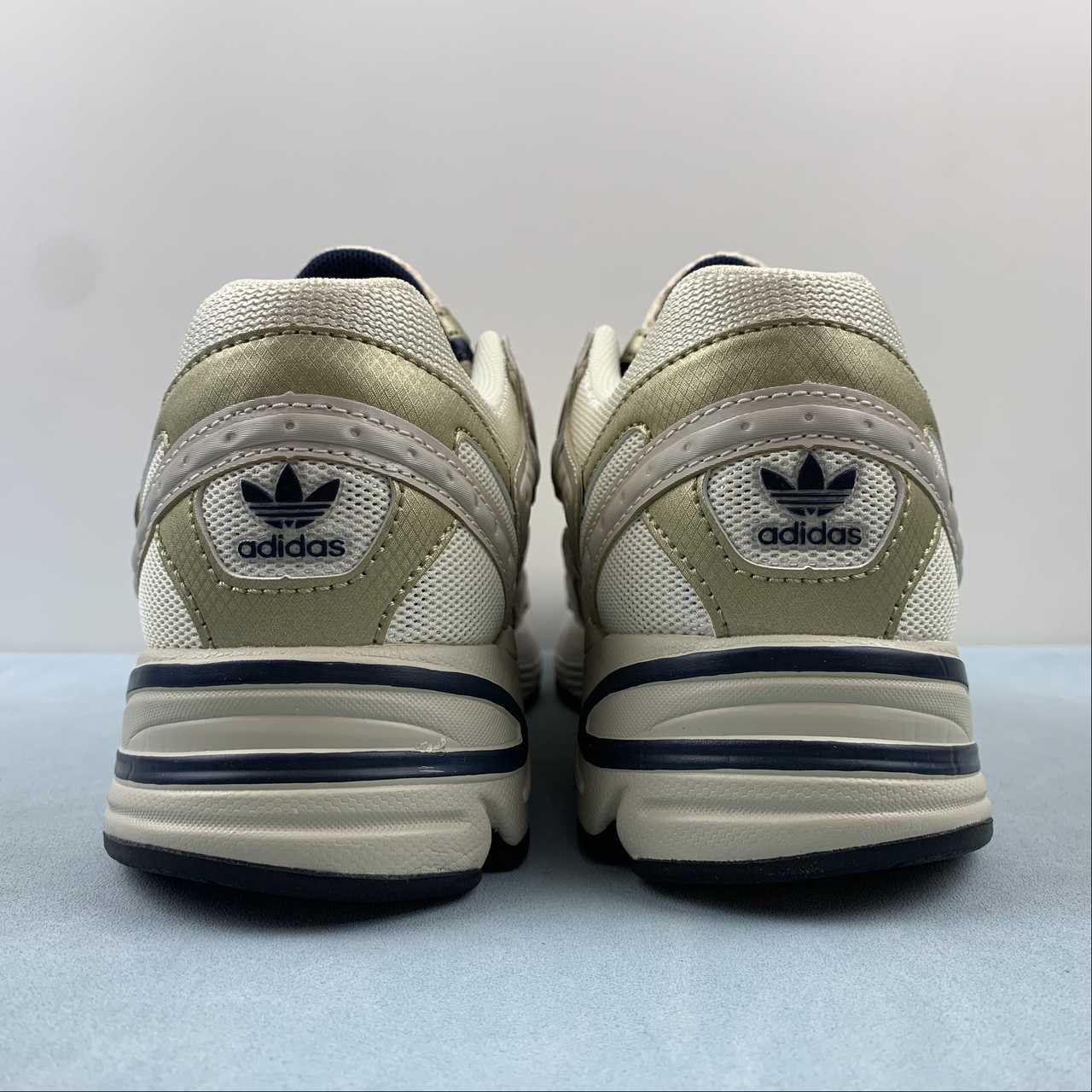 AD Astir Cream Grey Green