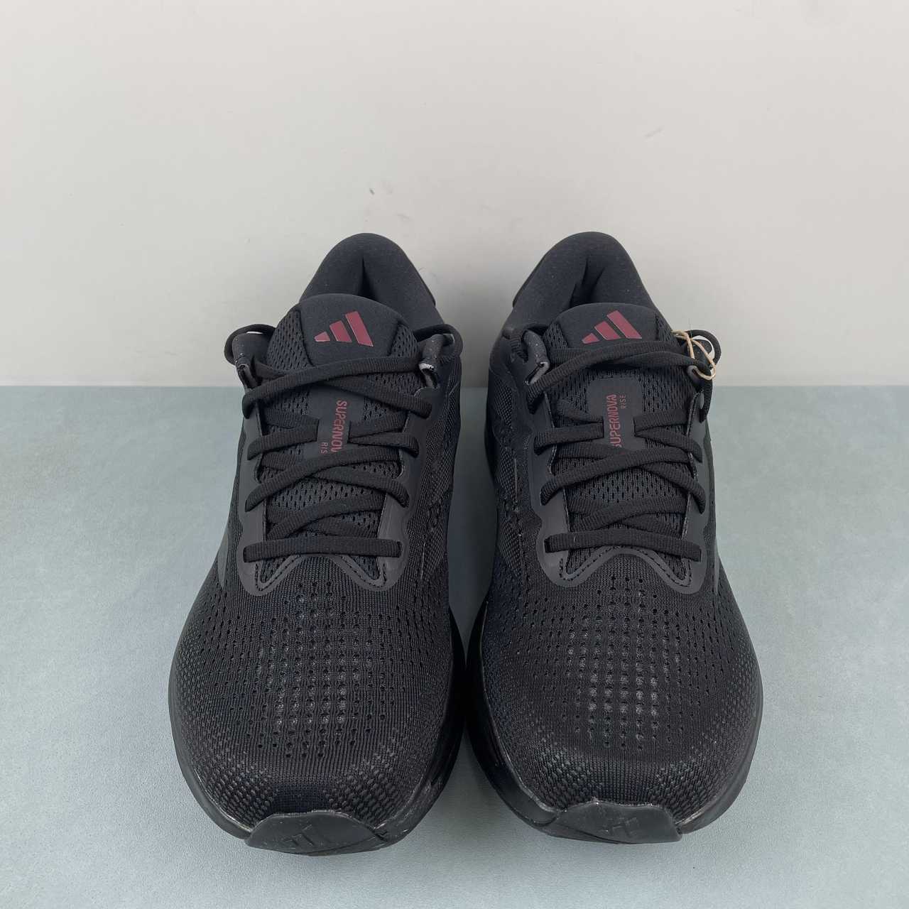 AD Supernova Black Shared
