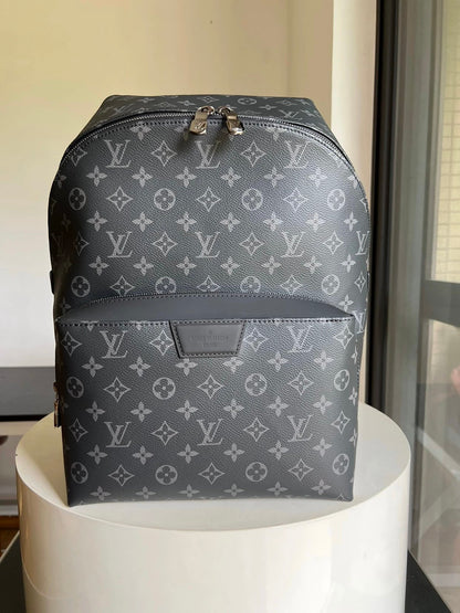 Louis Vuitton Discovery