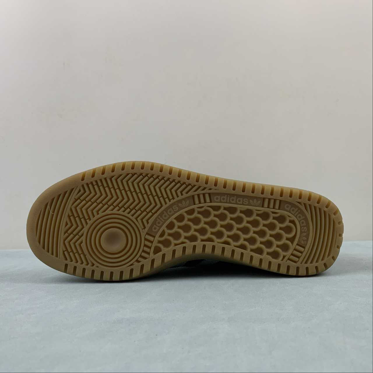 AD Bermuda Black Grey