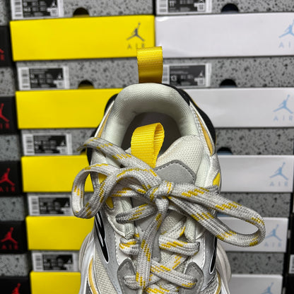 BLG Cargo White/Grey/Yellow/Black