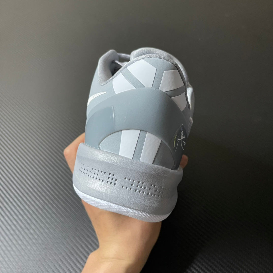 KB8 Wolf Grey