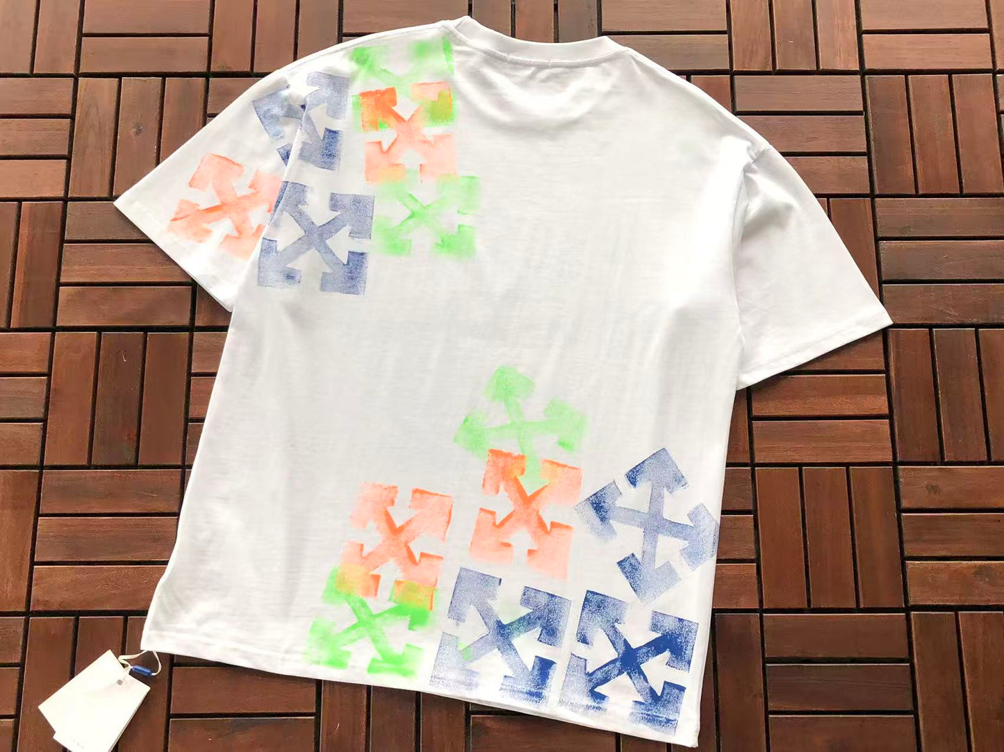 T-shirt Off