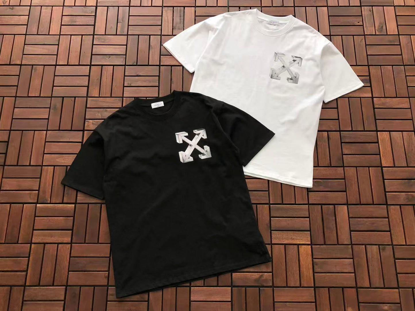 T-shirt Off