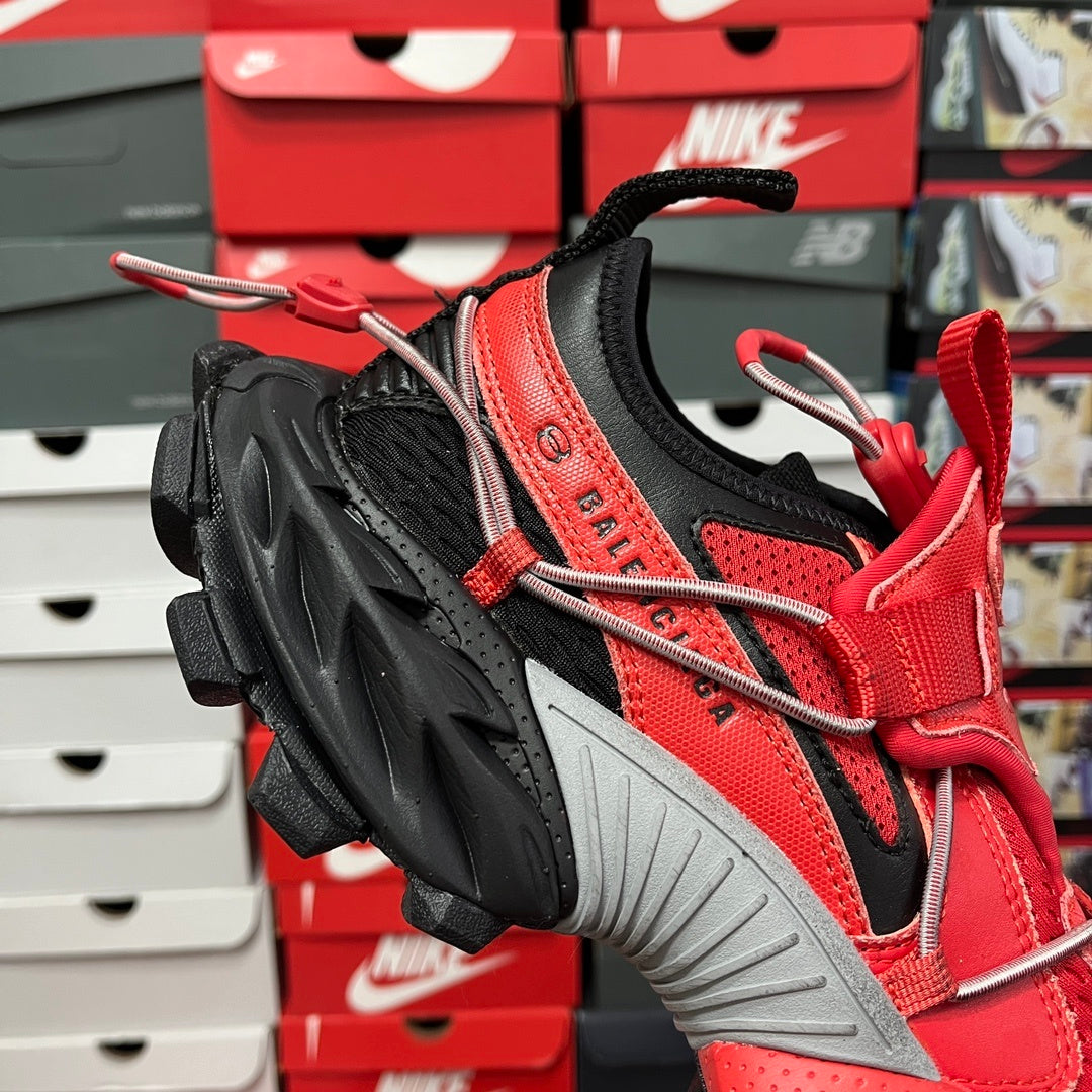 BLG Hike Red/Black