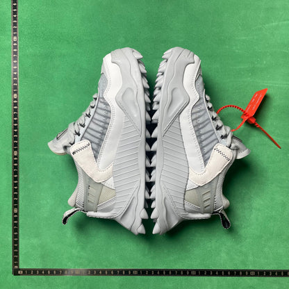 Odsy Grey White