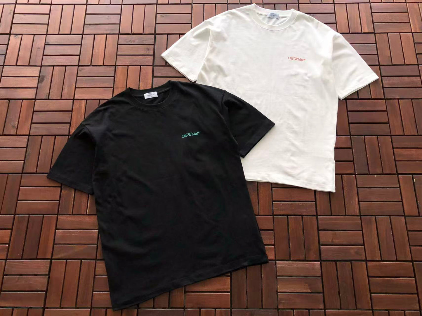 T-shirt Off