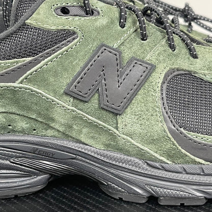 2002R Gore-Tex Green