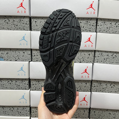 GEL-NIMBUS 10.1 Black/Yellow/Grey