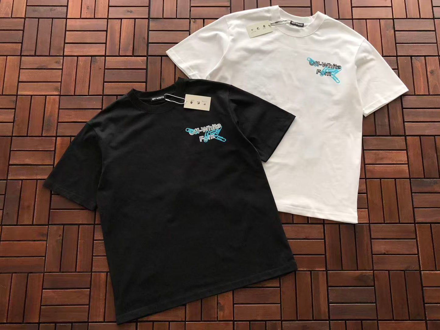 T-shirt Off