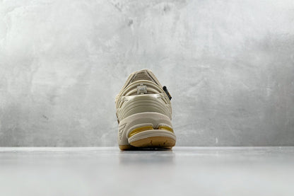 1906 Beige