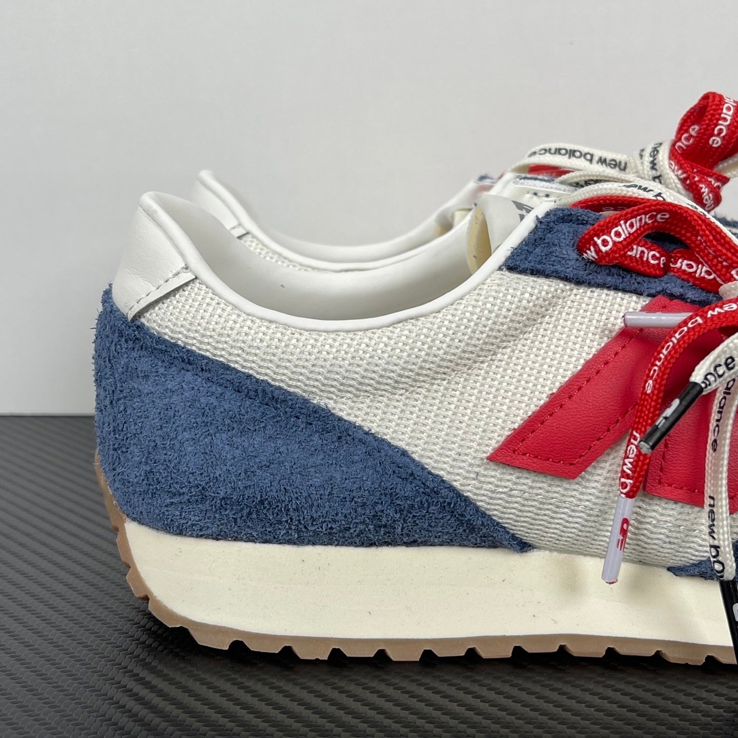 471 Blue and Red
