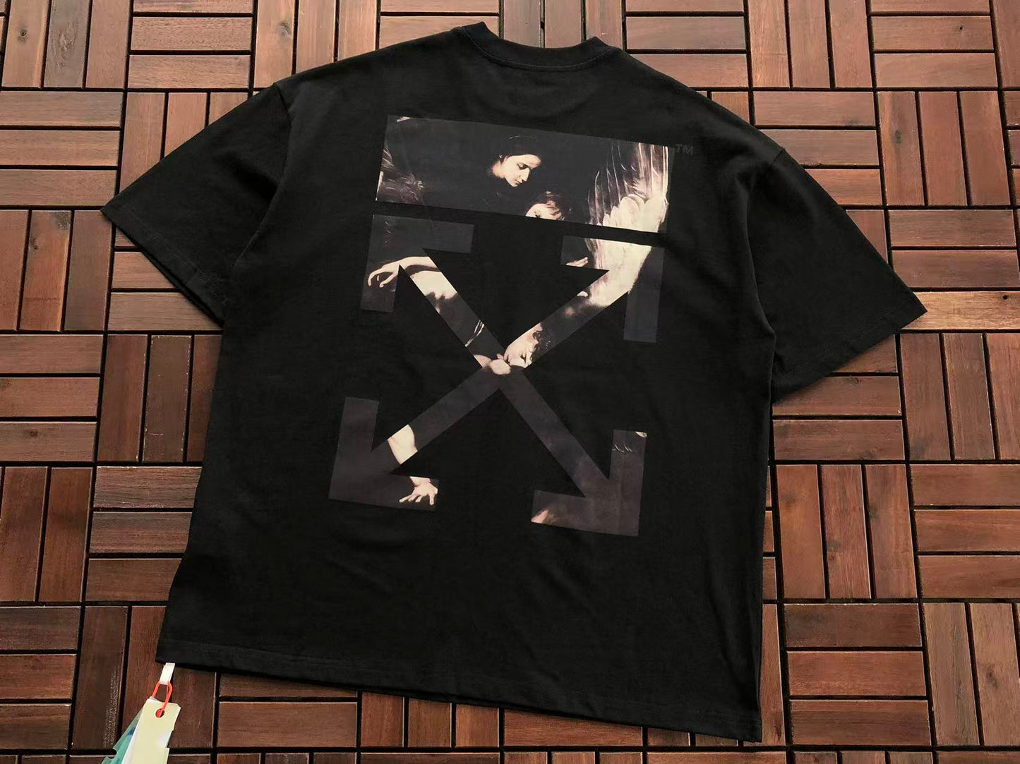 T-shirt Off