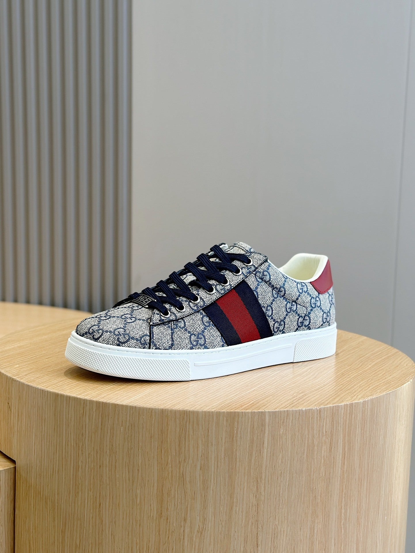 Gu Shoes