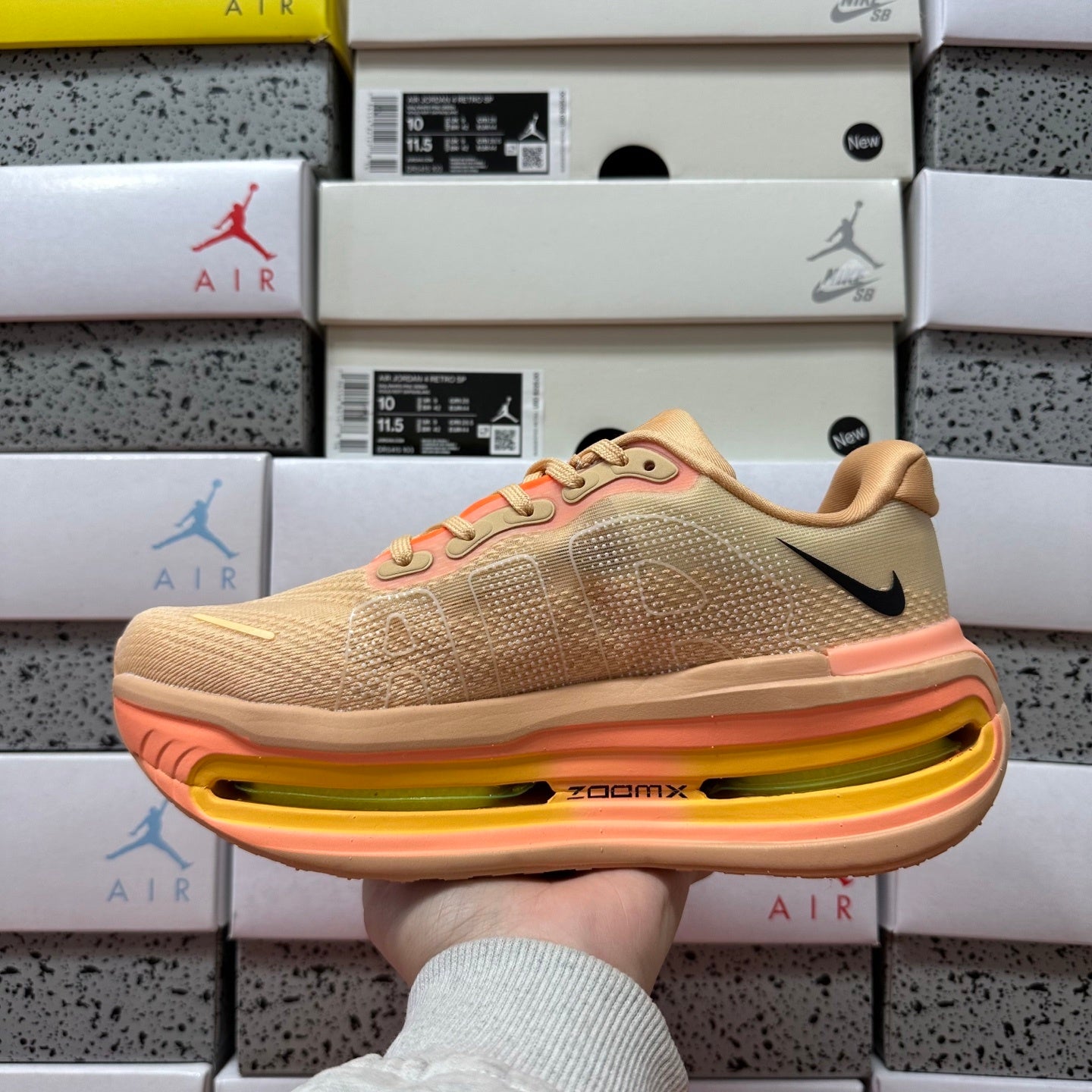 Vomero Premium Orange/Yellow