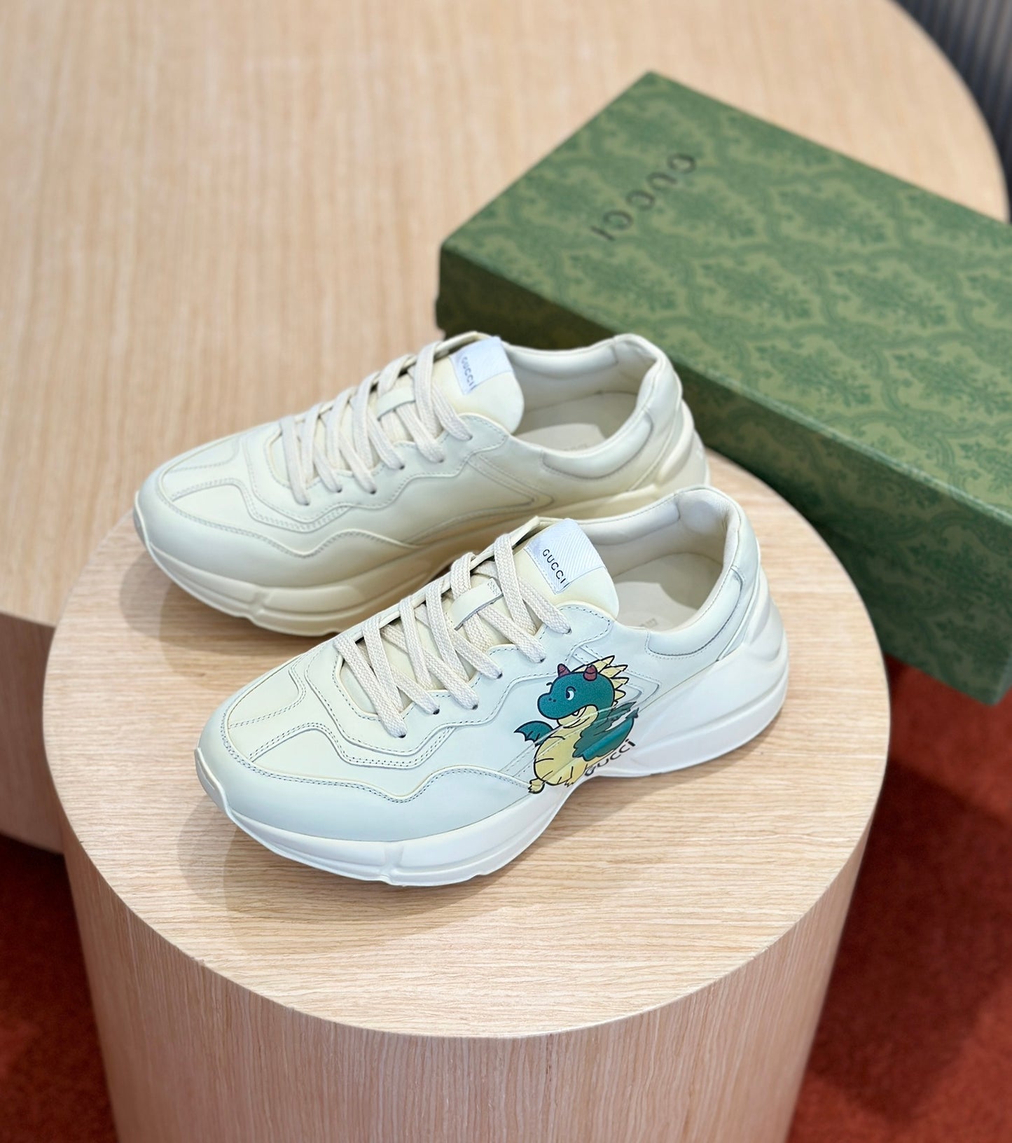 Gu Shoes