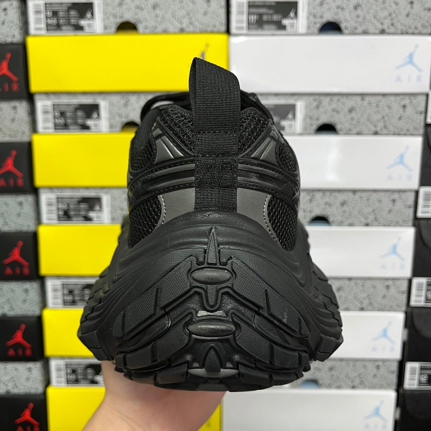 BLG 10XL Triple Black