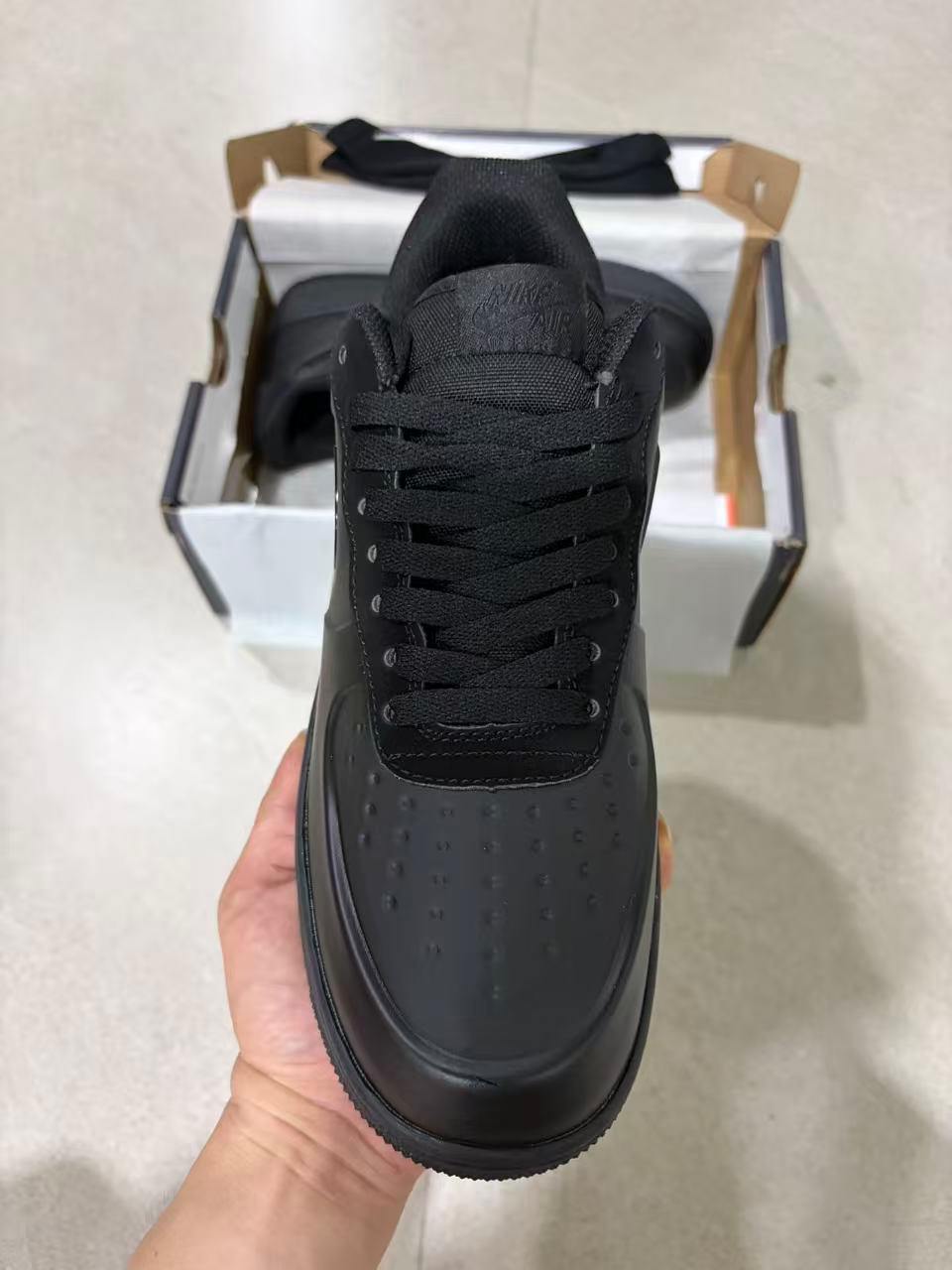 AF1 Pure Black