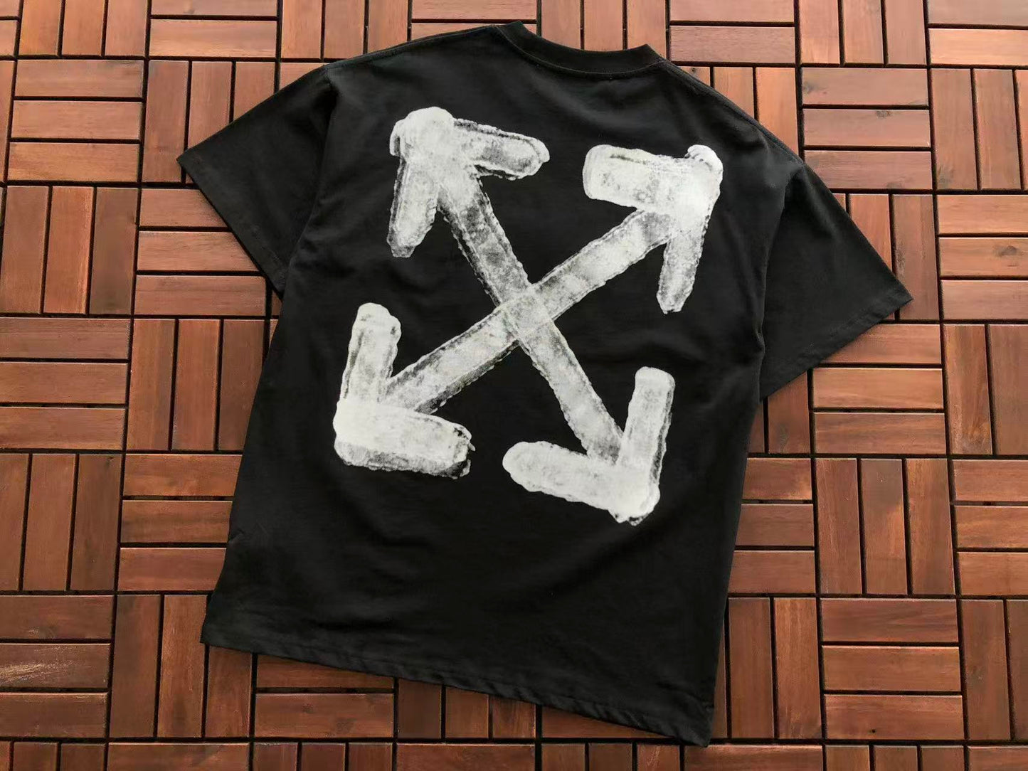 T-shirt Off
