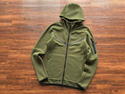 Conjunto Tech Fleece Verde