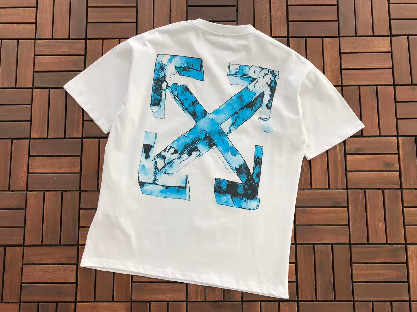 T-shirt Off