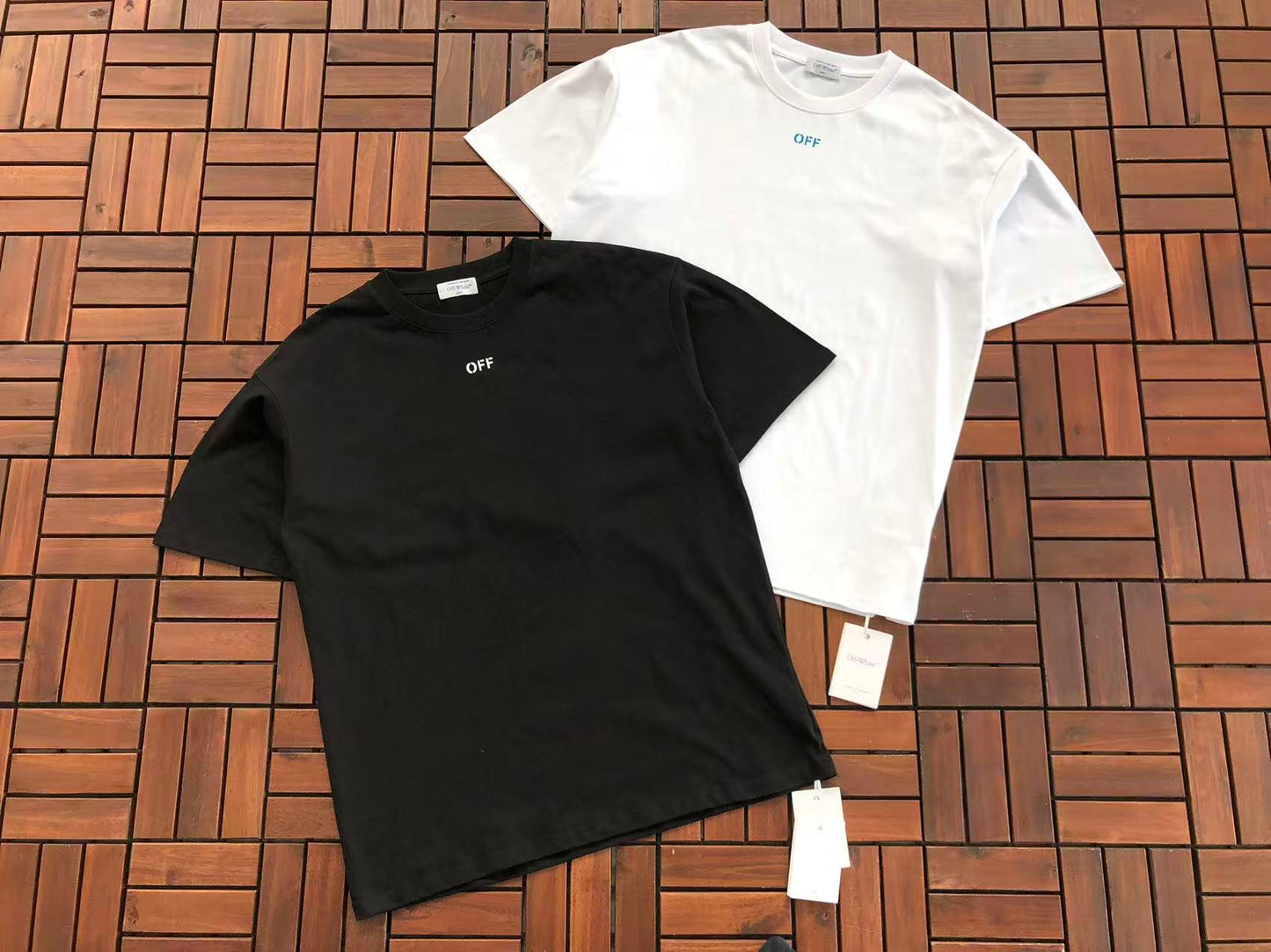 T-shirt Off