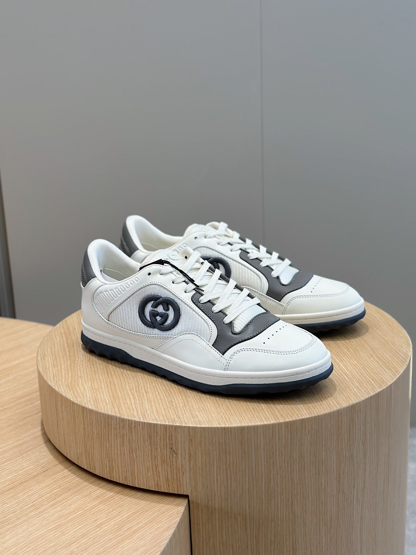Gu Shoes