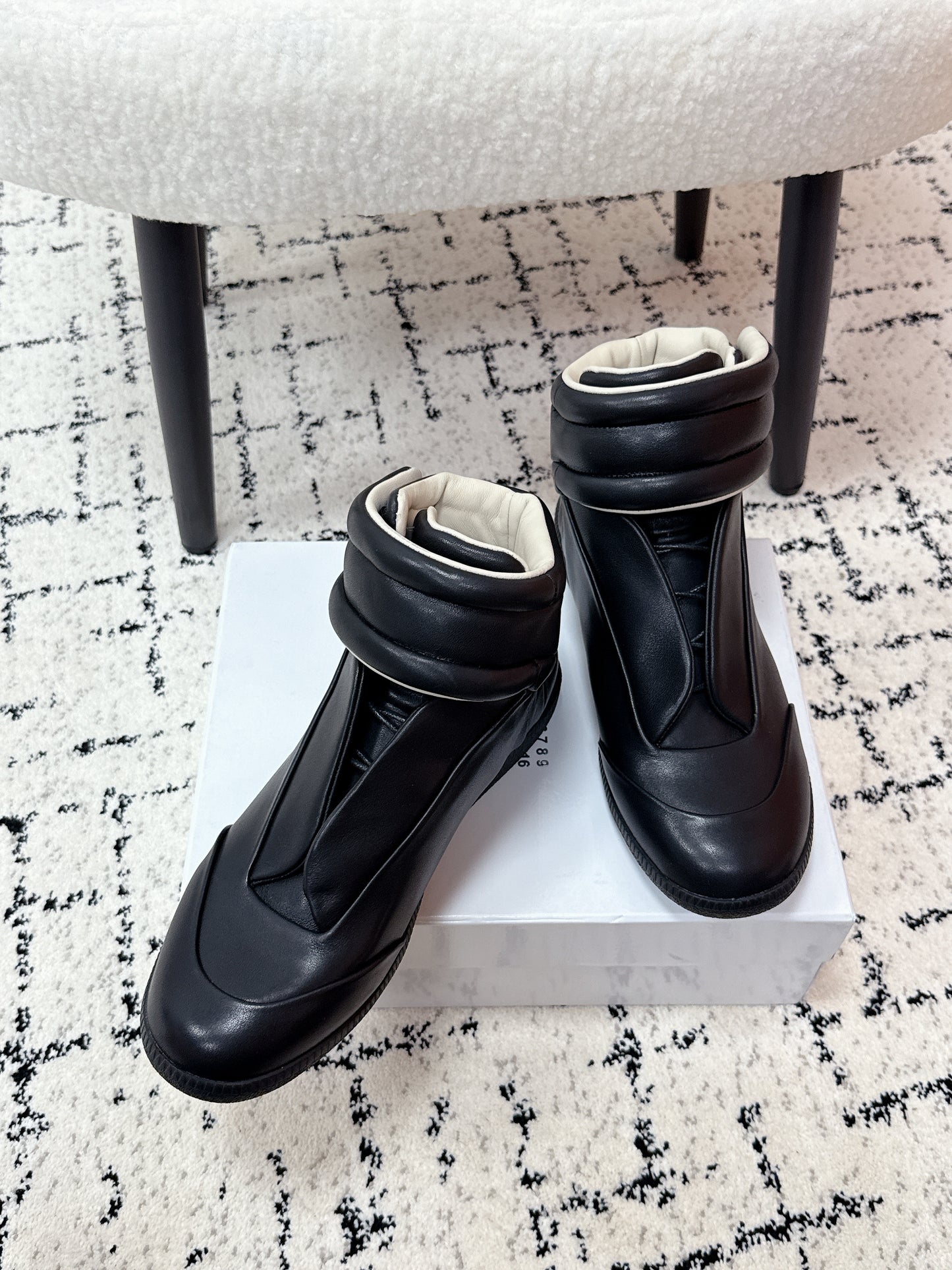 Maison High Black Lether