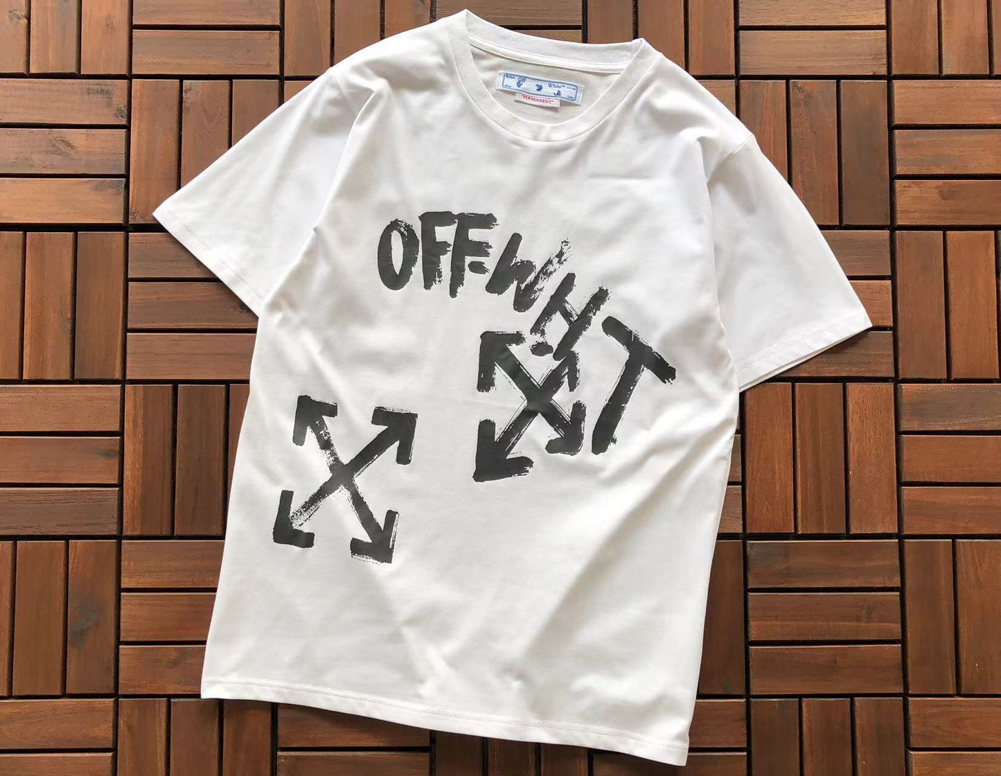 T-shirt Off