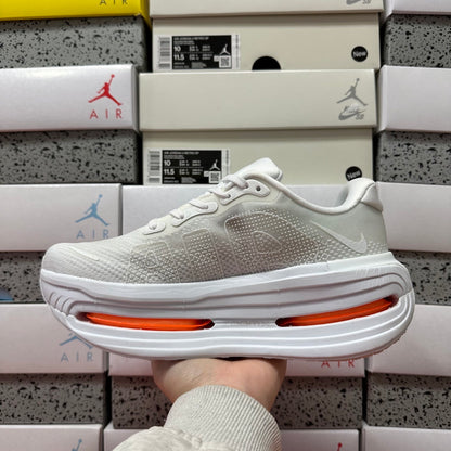 Vomero Premium Grey/White