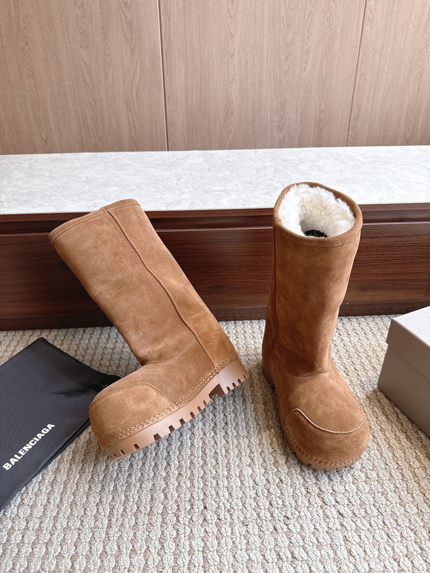 BLG Alaska Faux Shearling-Lined Suede Boots