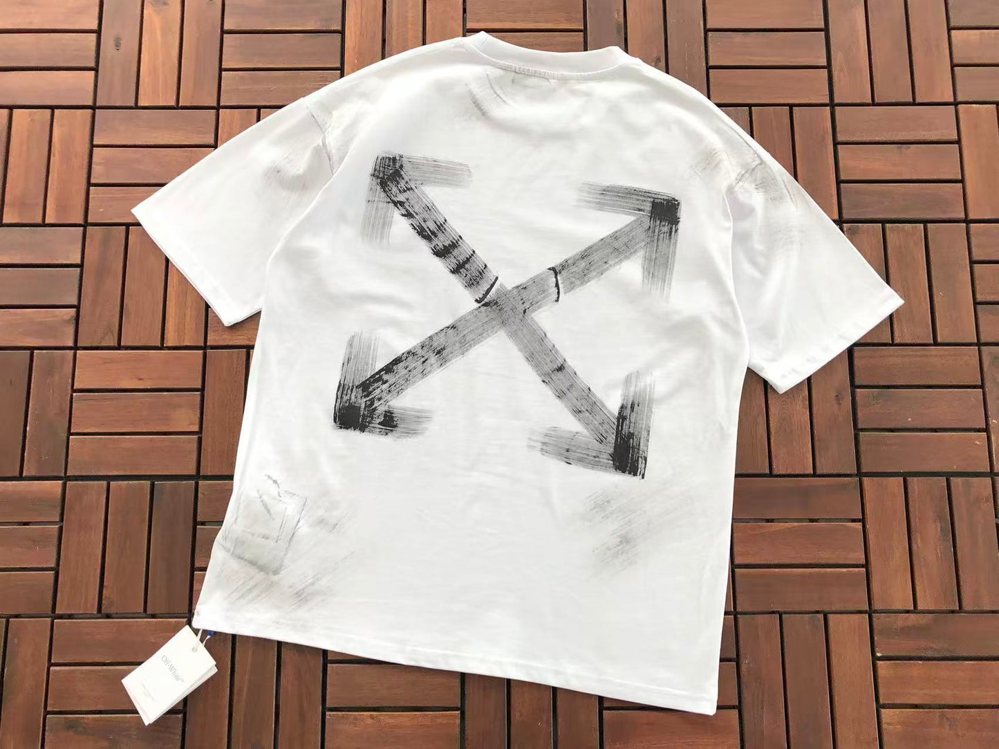 T-shirt Off