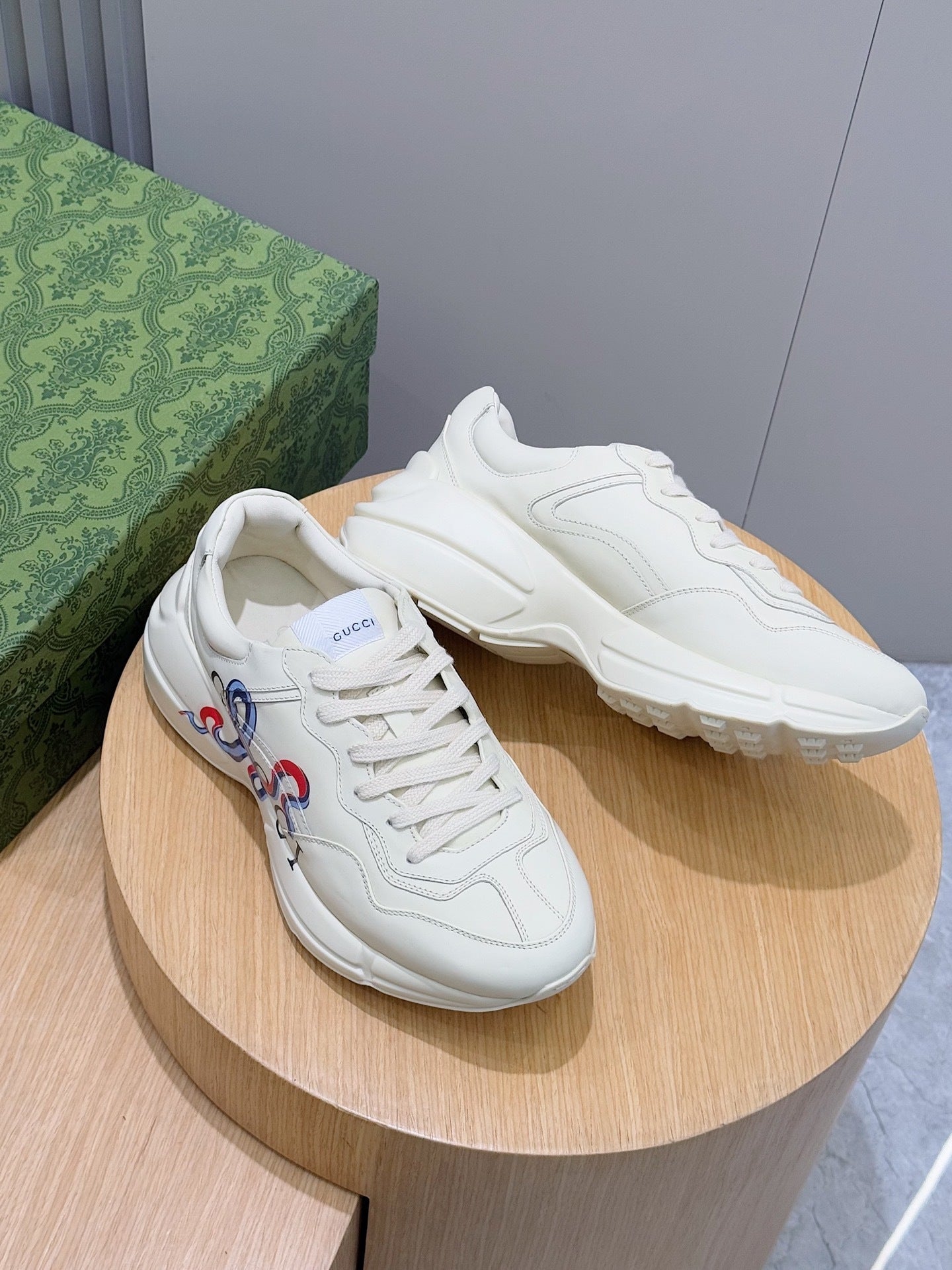 Gu Shoes