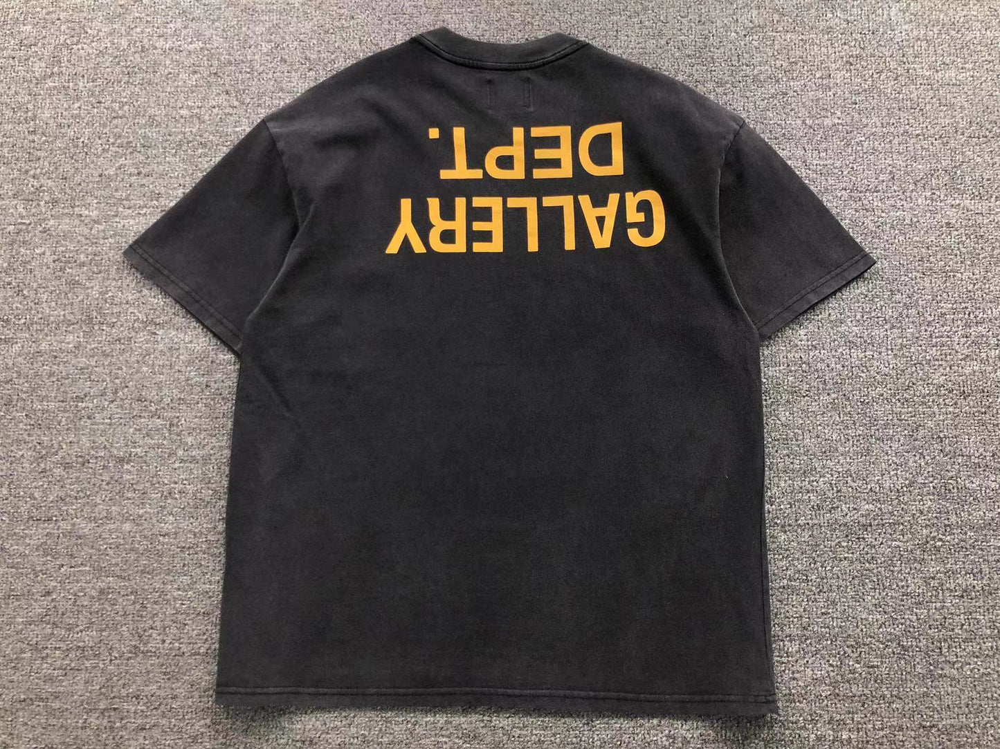 T-shirt GALLERY DEPT