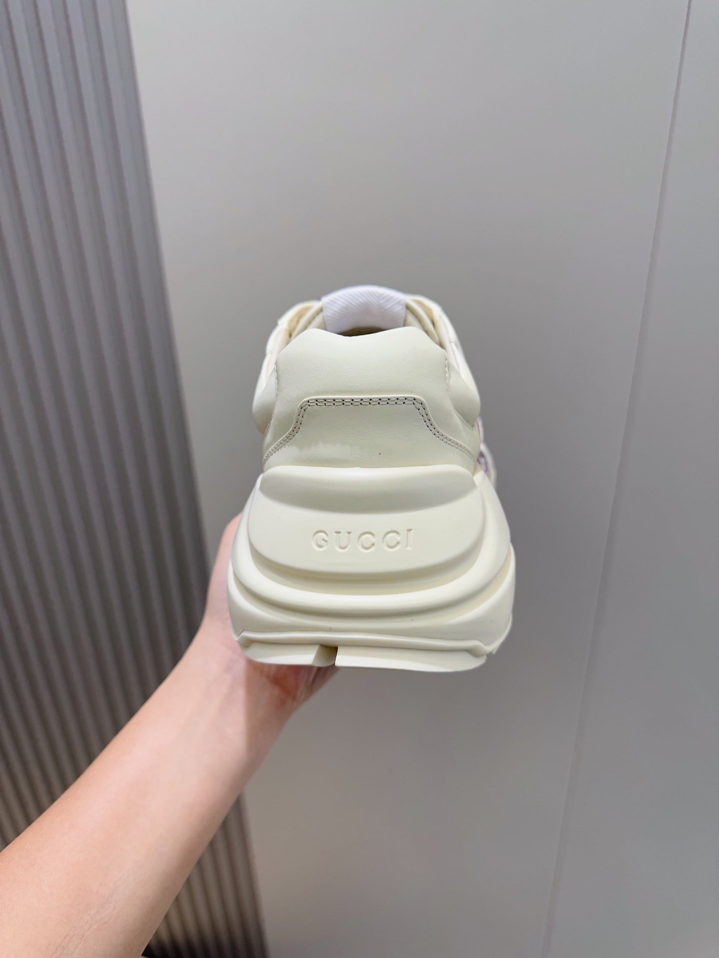 Gu Shoes