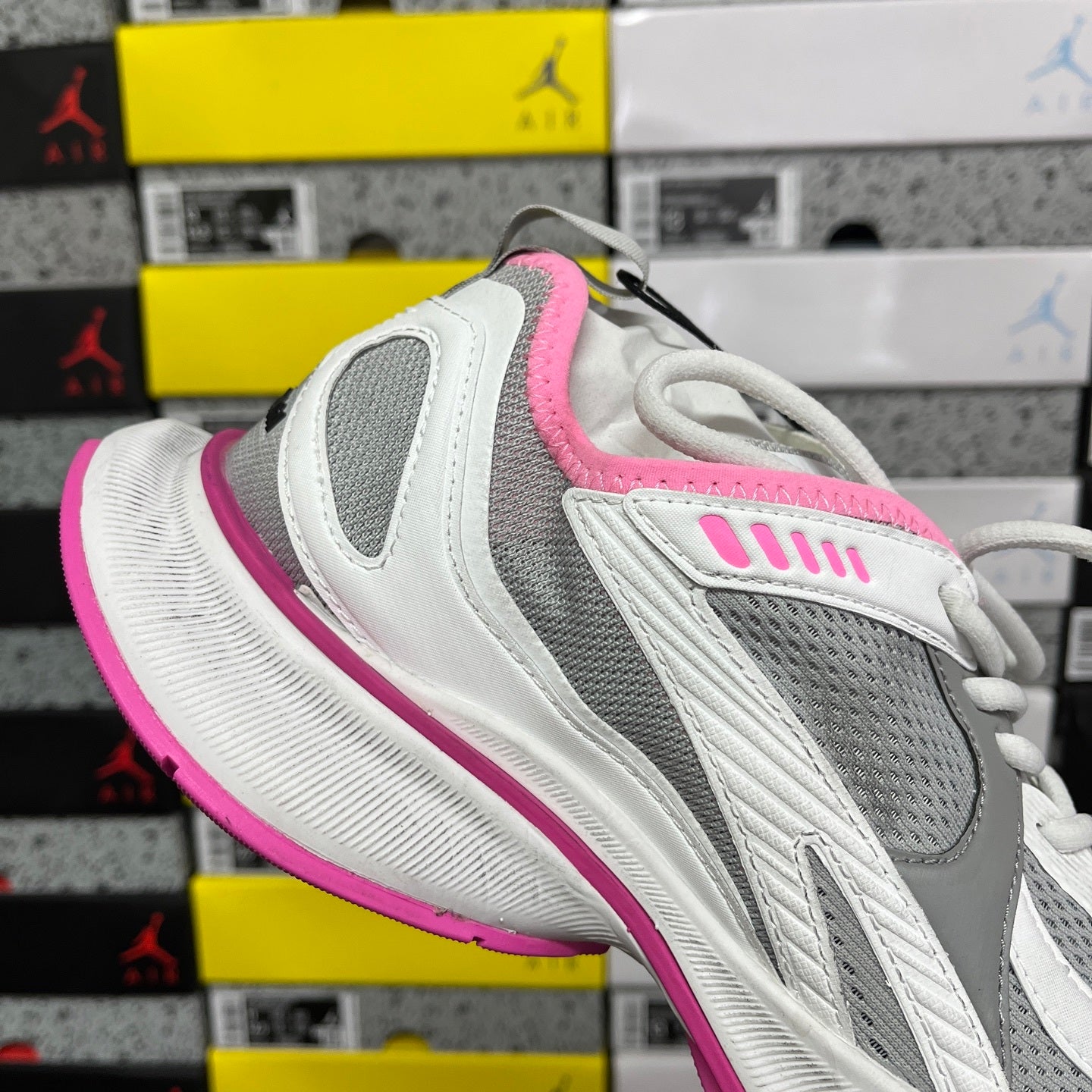 BLG Circuit White/Pink/Grey