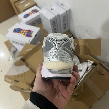 Kayano 14 White / Black / Cream