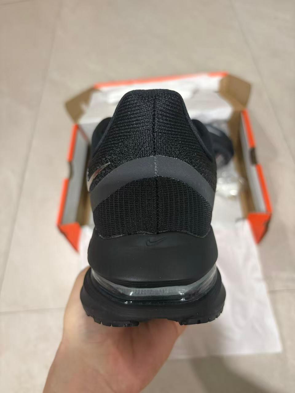 Pegasus Premium Black