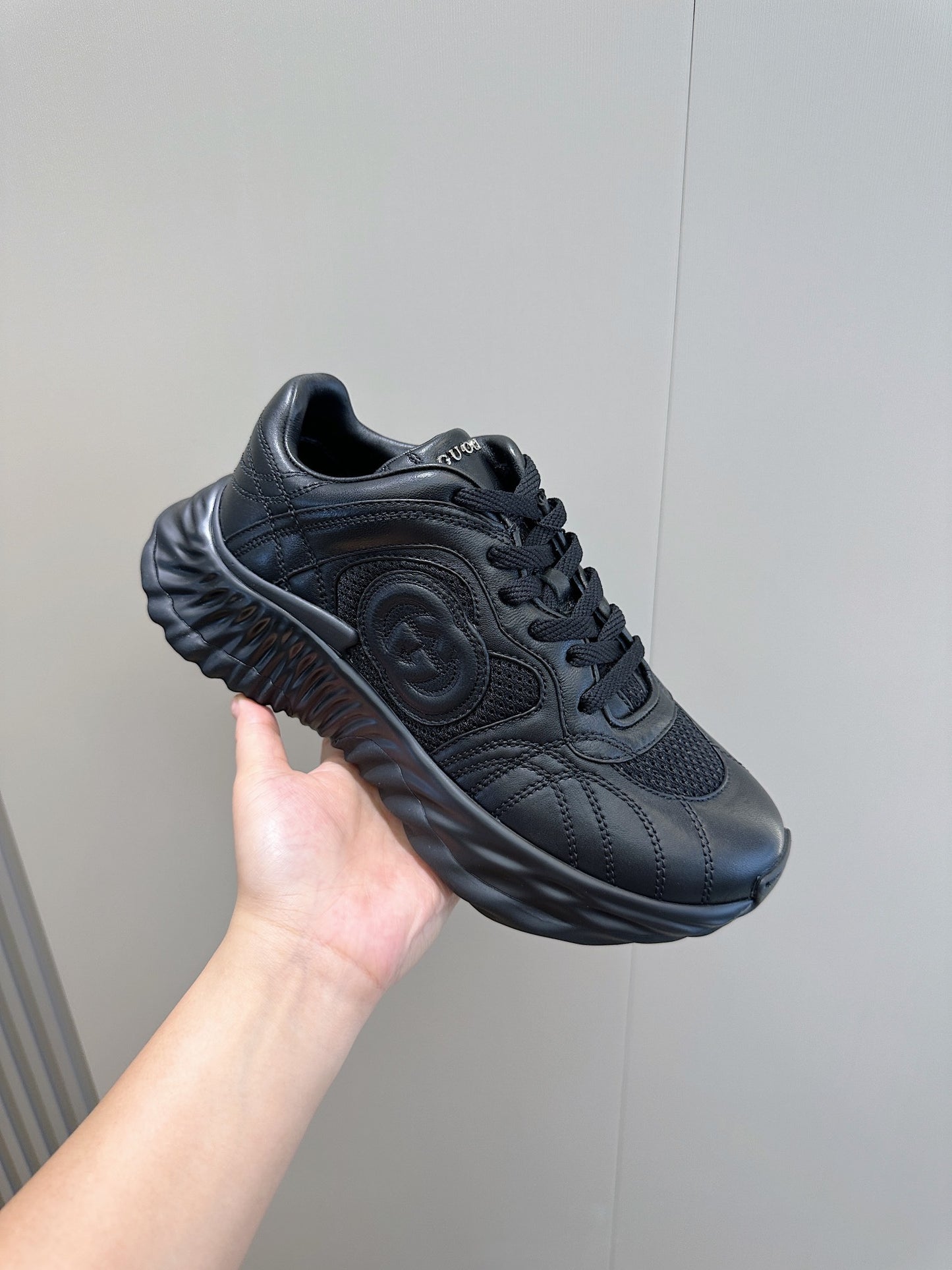 Gu Shoes