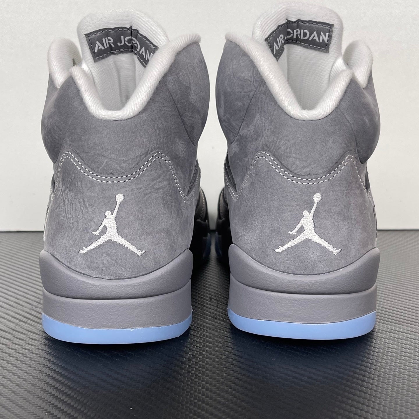 AJ5 Wolf Grey